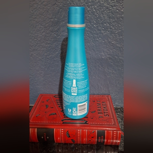 New Nexxus Ultralite Sulfate Free Moisture Shampoo 13.5 Oz - Picture 2 of 3